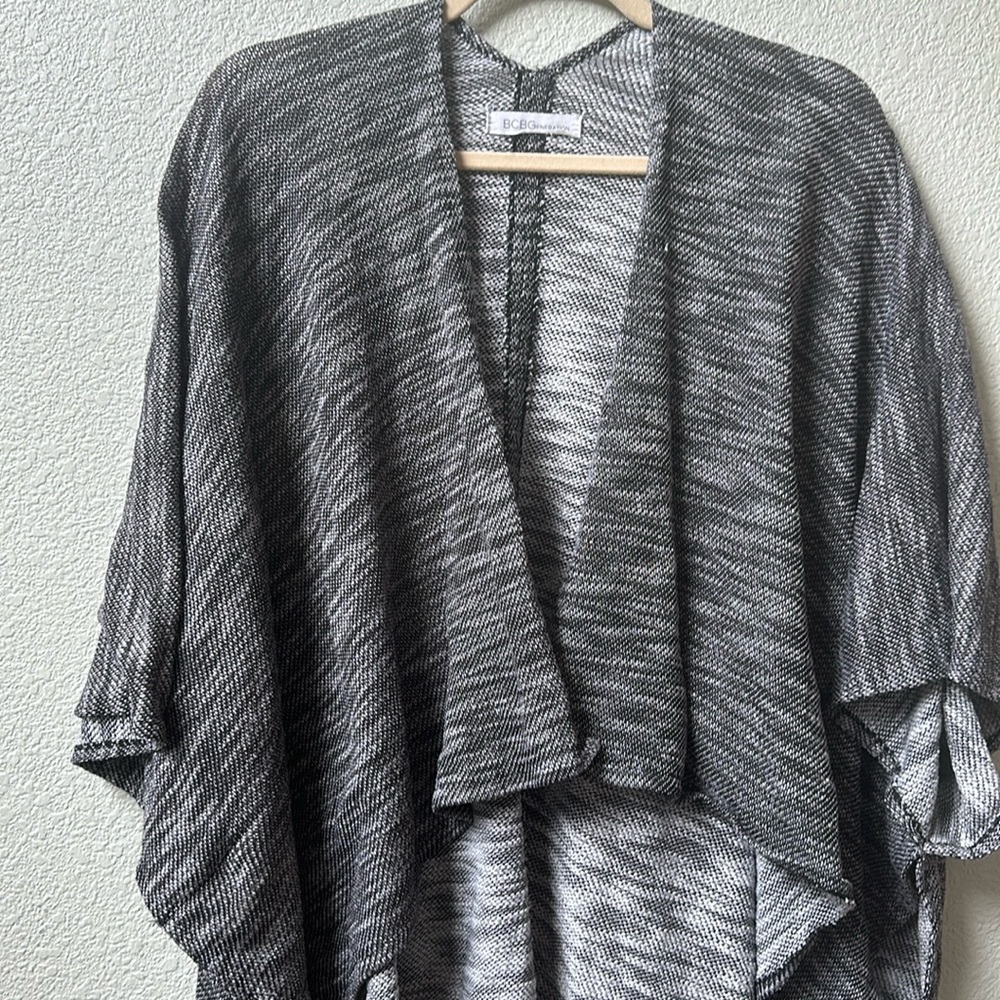 BCBGeneration shawl,‎ cape, duster cover up